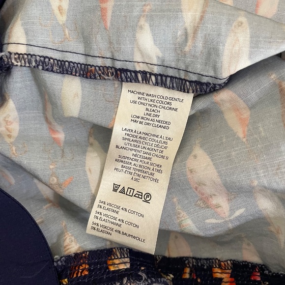 NWT!! Anthropologie MAEVE Fishing Lures Capri Pants Elastic Waist Cropped Medium - Picture 15 of 16